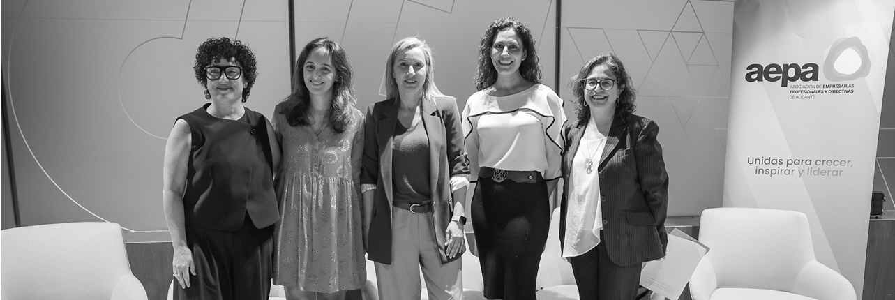 mujeres-en-la-ia